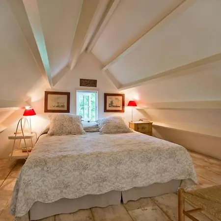 Prázdninový dům The Ferryman's Vrijgelegen Aan De Waal Varik