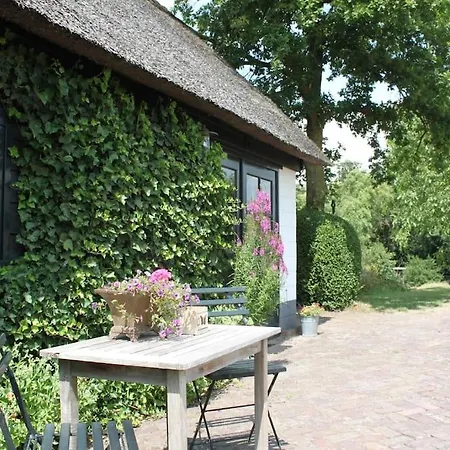 Prázdninový dům The Ferryman's Vrijgelegen Aan De Waal *