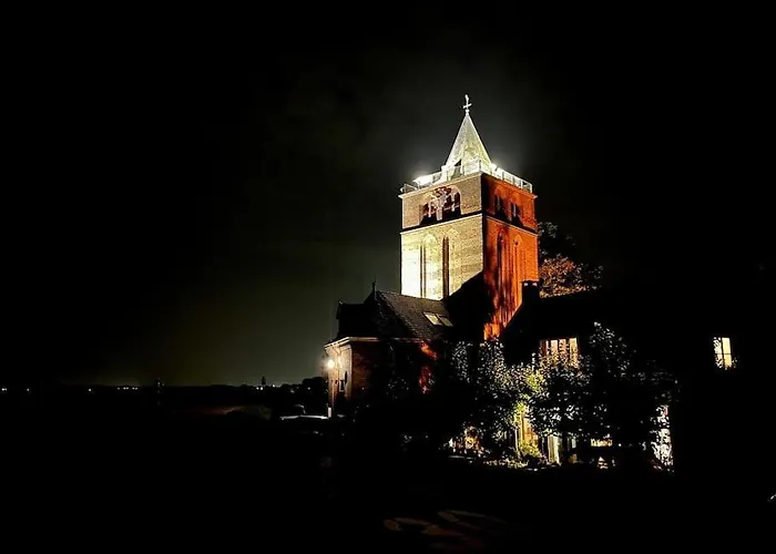 The Ferryman's Vrijgelegen Aan De Waal Vakantiehuis